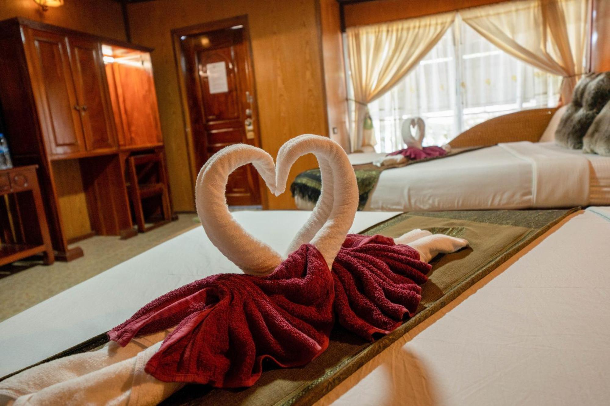 Tongta Phaview Resort Koh Samet Ngoại thất bức ảnh