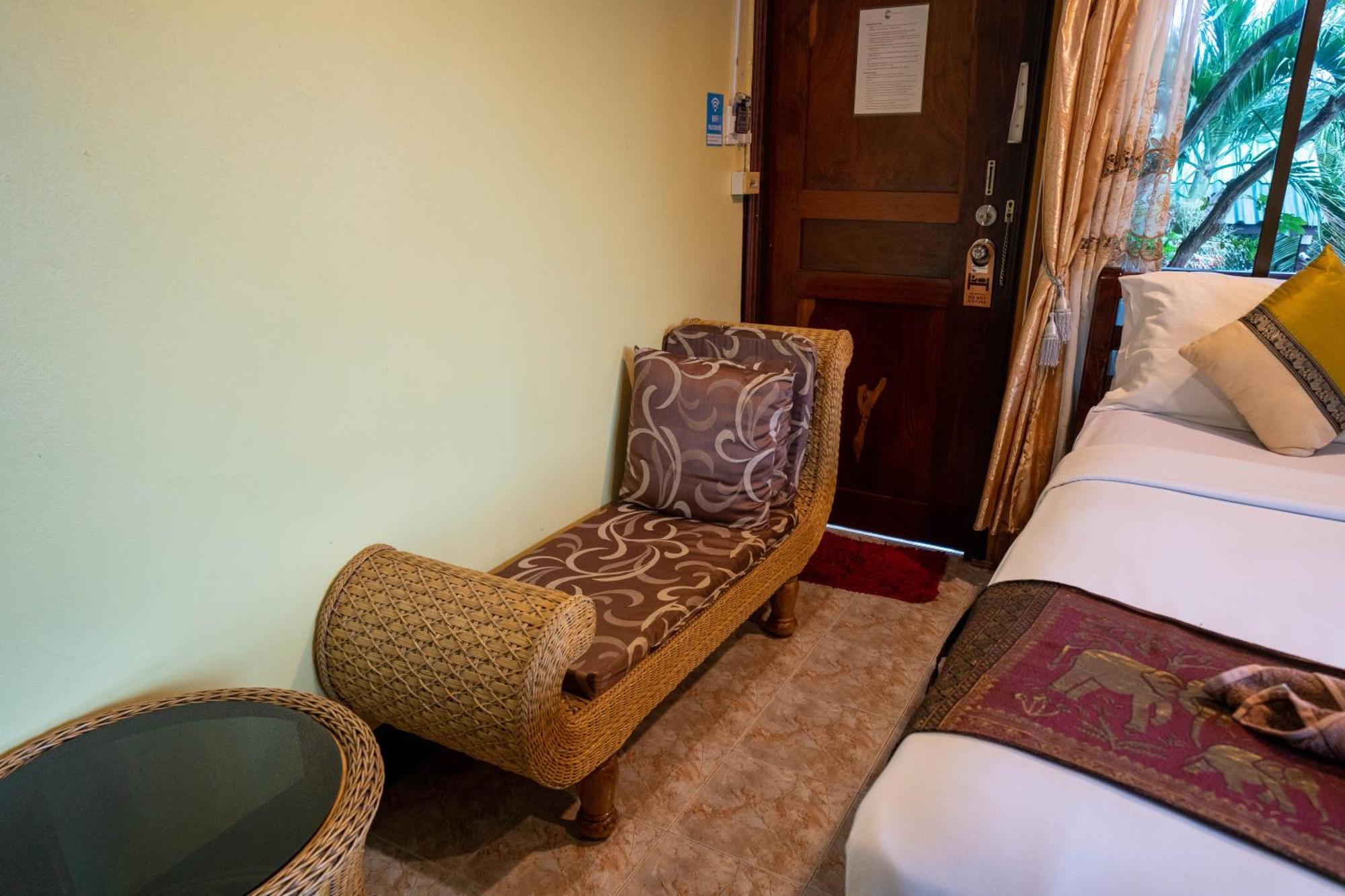 Tongta Phaview Resort Koh Samet Ngoại thất bức ảnh
