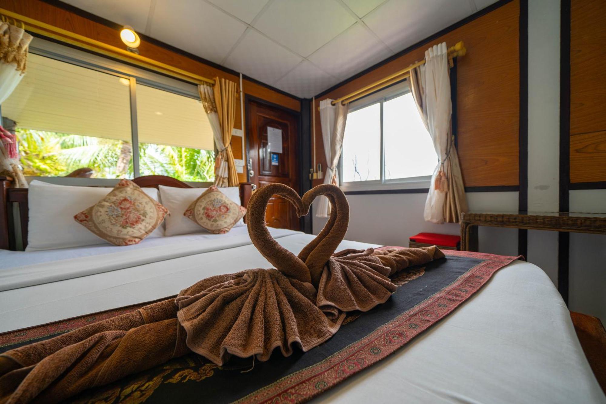 Tongta Phaview Resort Koh Samet Ngoại thất bức ảnh